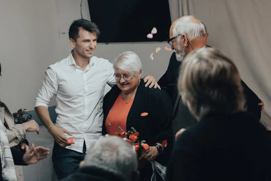 Engaging Seniors How to Tailor Content for Senior Viewers