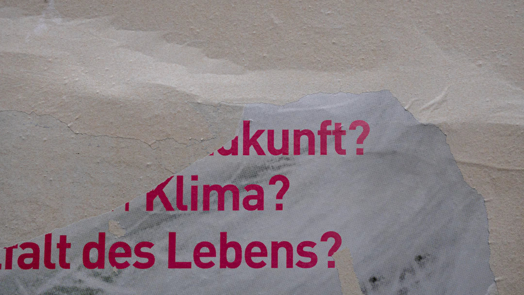 The Benefits of Closed Captioning and Subtitles