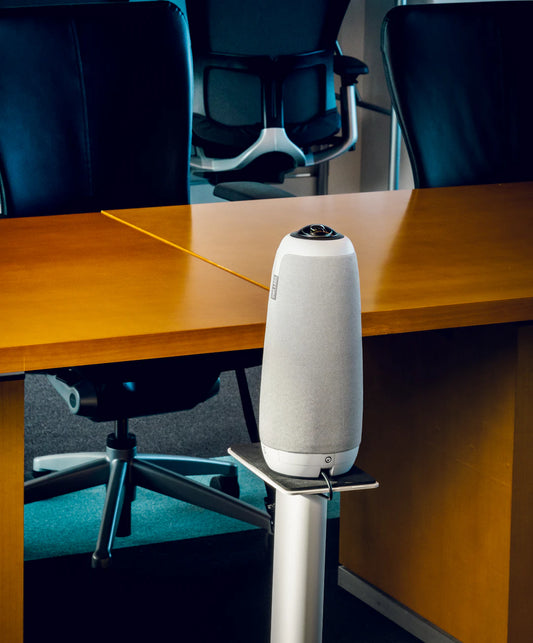 Efficient Power Solutions for Senior-Friendly Speaker Systems
