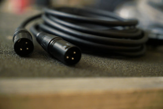 Compact Audio Cables for Clear Sound and Easy Setup